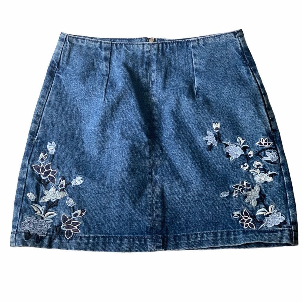 Topshop Moto Blue Denim Floral Embroidered Jean